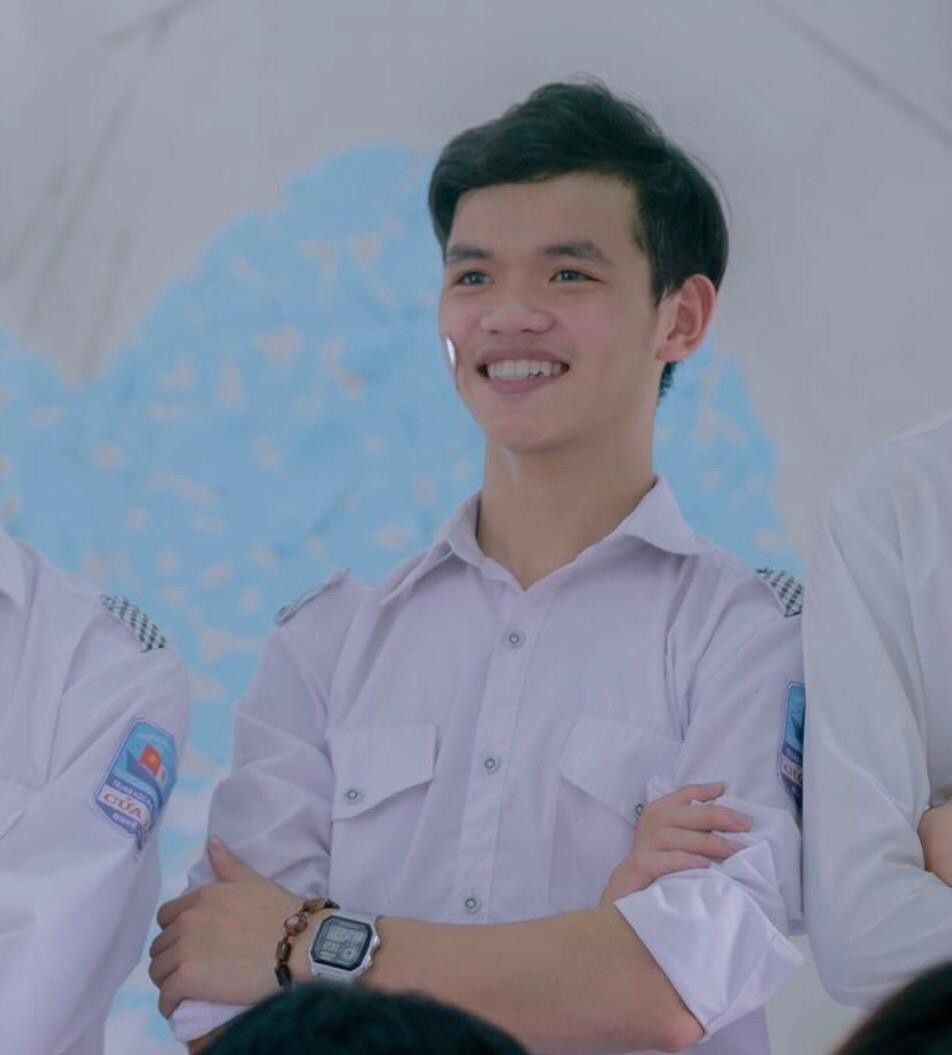 Bá Hùng rất hào hứng cho kỳ nghỉ Tết sắp tới. Bá Hùng rất hào hứng cho kỳ nghỉ Tết sắp tới.