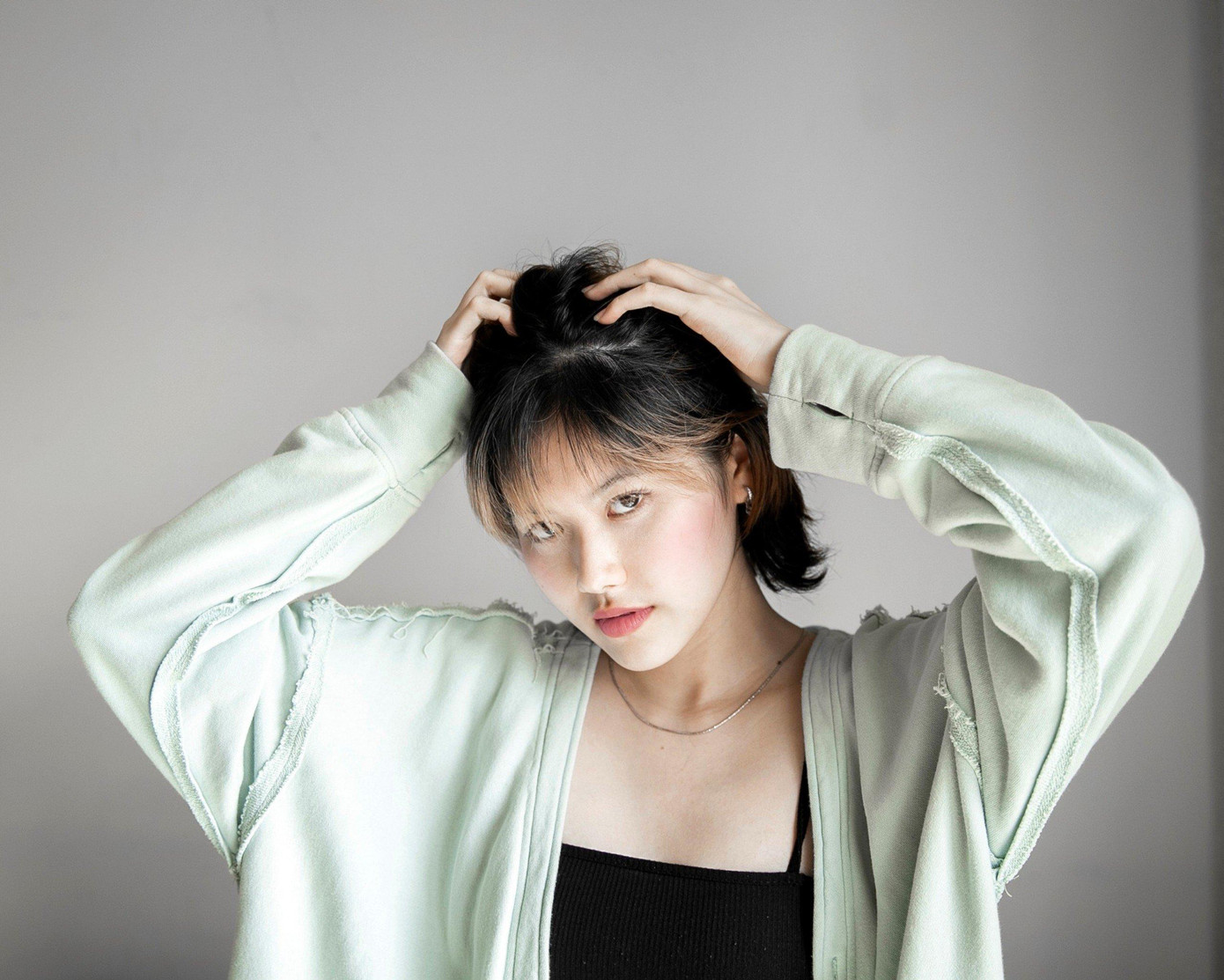 Bảo Ngọc dành thời gian nâng niu bản thân và yêu đời hơn.