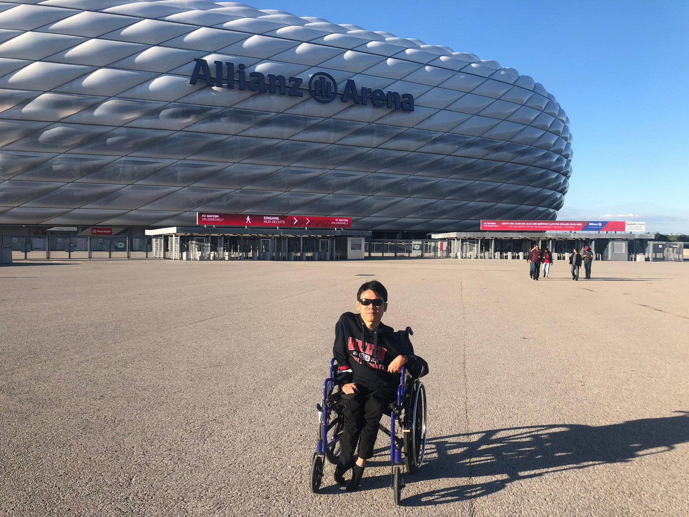 Không chỉ học từ sách vở, Hậu còn học từ những trải nghiệm, vấp ngã trong cuộc sống. Không chỉ học từ sách vở, Hậu còn học từ những trải nghiệm, vấp ngã trong cuộc sống.