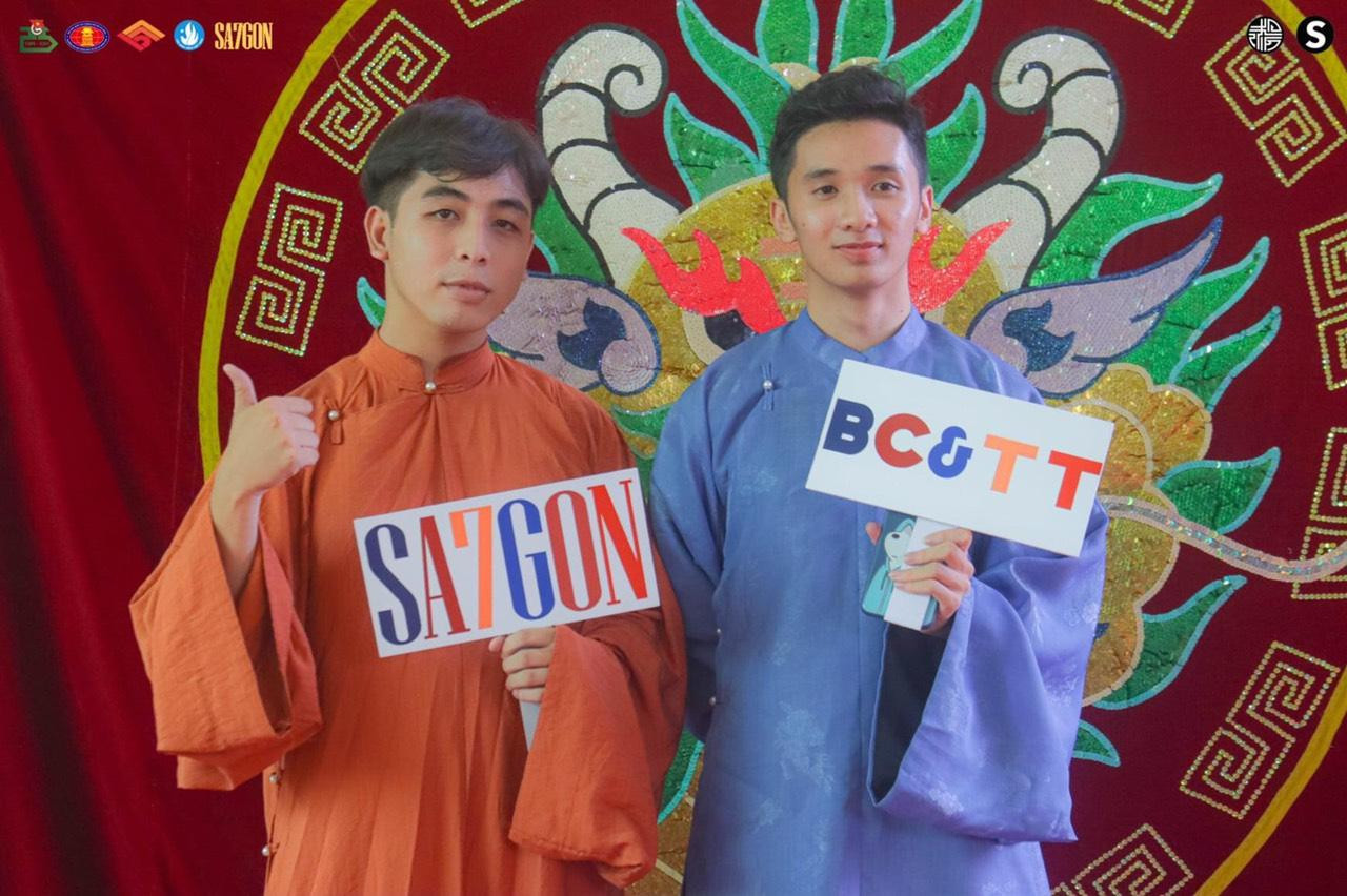 Các bạn trẻ với trang phụ xưa đến tham dự chương trình (Ảnh: Đoàn-Hội khoa BC&TT). Các bạn trẻ với trang phụ xưa đến tham dự chương trình (Ảnh: Đoàn-Hội khoa BC&TT).