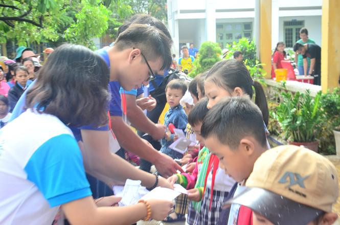 Chương trình Kết nối Trái tim tình nguyện 2018 diễn ra tại Ninh Thuận. Chương trình Kết nối Trái tim tình nguyện 2018 diễn ra tại Ninh Thuận.