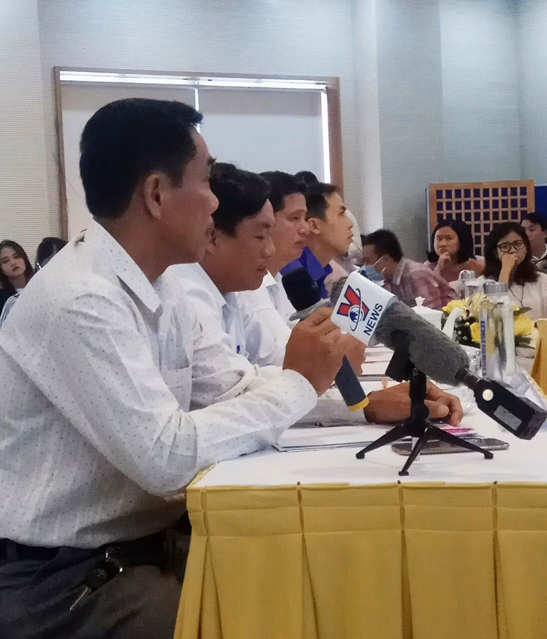Ông Đinh Minh Phương, phụ huynh em Đinh Minh Tuấn chia sẻ về câu chuyện của con trai. Ông Đinh Minh Phương, phụ huynh em Đinh Minh Tuấn chia sẻ về câu chuyện của con trai.