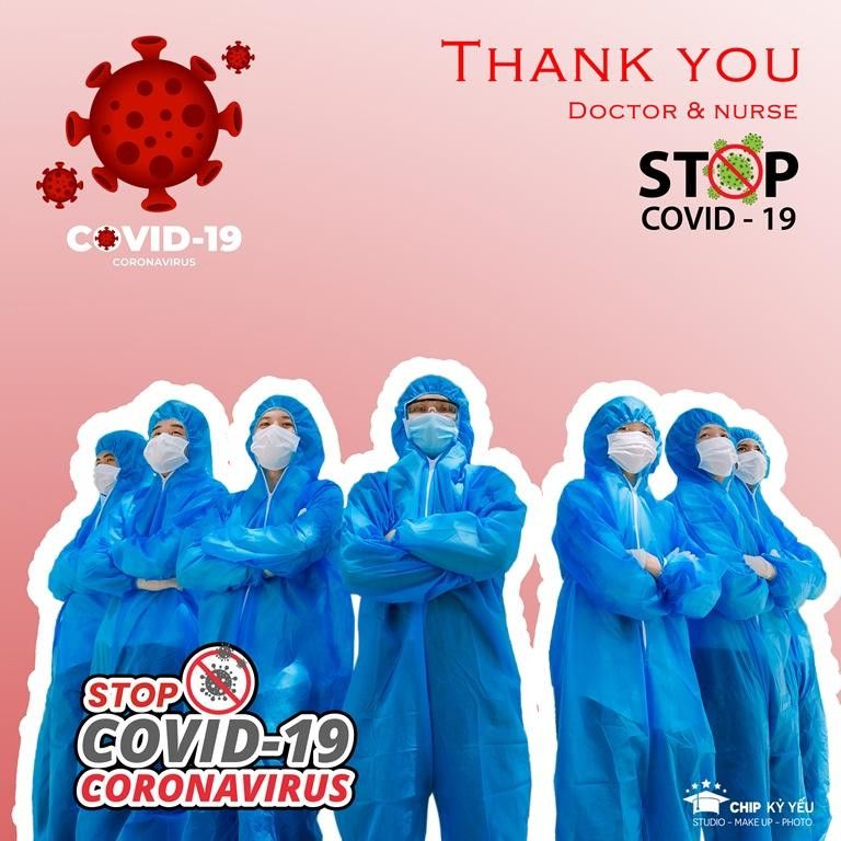 Hình ảnh các em học sinh hóa thân thành đội ngũ y, bác sĩ nhằm truyền tải thông điệp tích cực đến cộng đồng. Hình ảnh các em học sinh hóa thân thành đội ngũ y, bác sĩ nhằm truyền tải thông điệp tích cực đến cộng đồng.