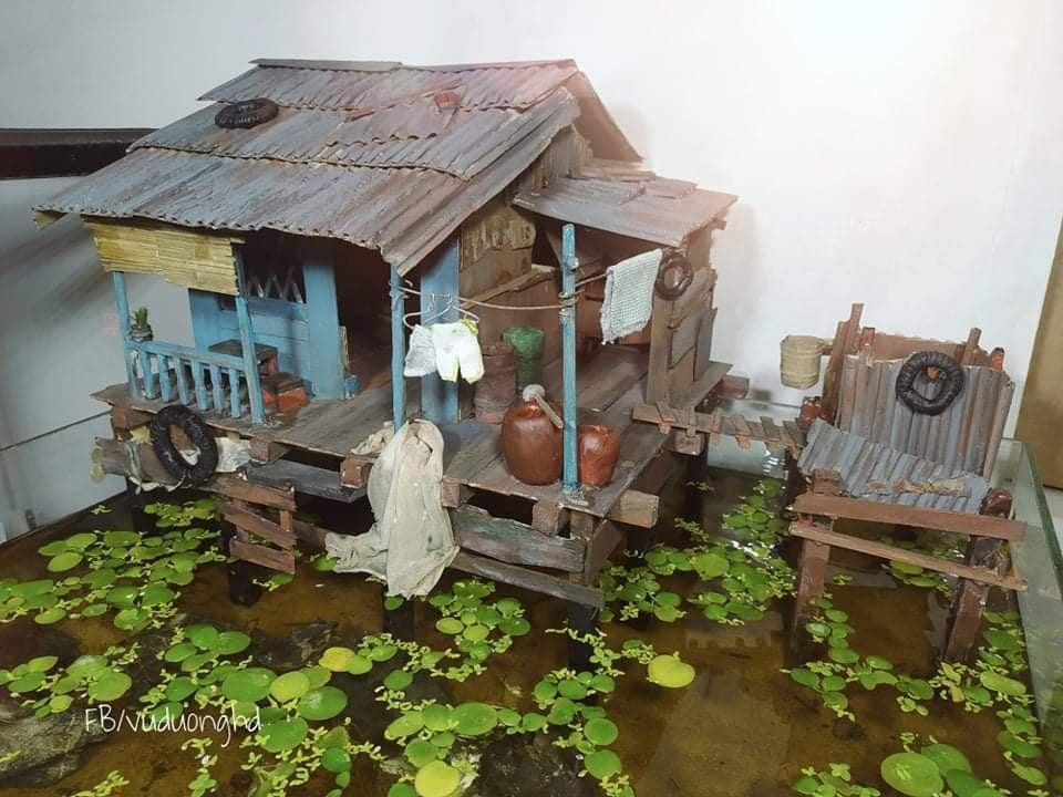 Một ngôi nhà mô hình vùng Đồng bằng sông Cửu Long để trang trí bể tiểu cảnh được Dương chế tác. (Ảnh: NVCC) Một ngôi nhà mô hình vùng Đồng bằng sông Cửu Long để trang trí bể tiểu cảnh được Dương chế tác. (Ảnh: NVCC)