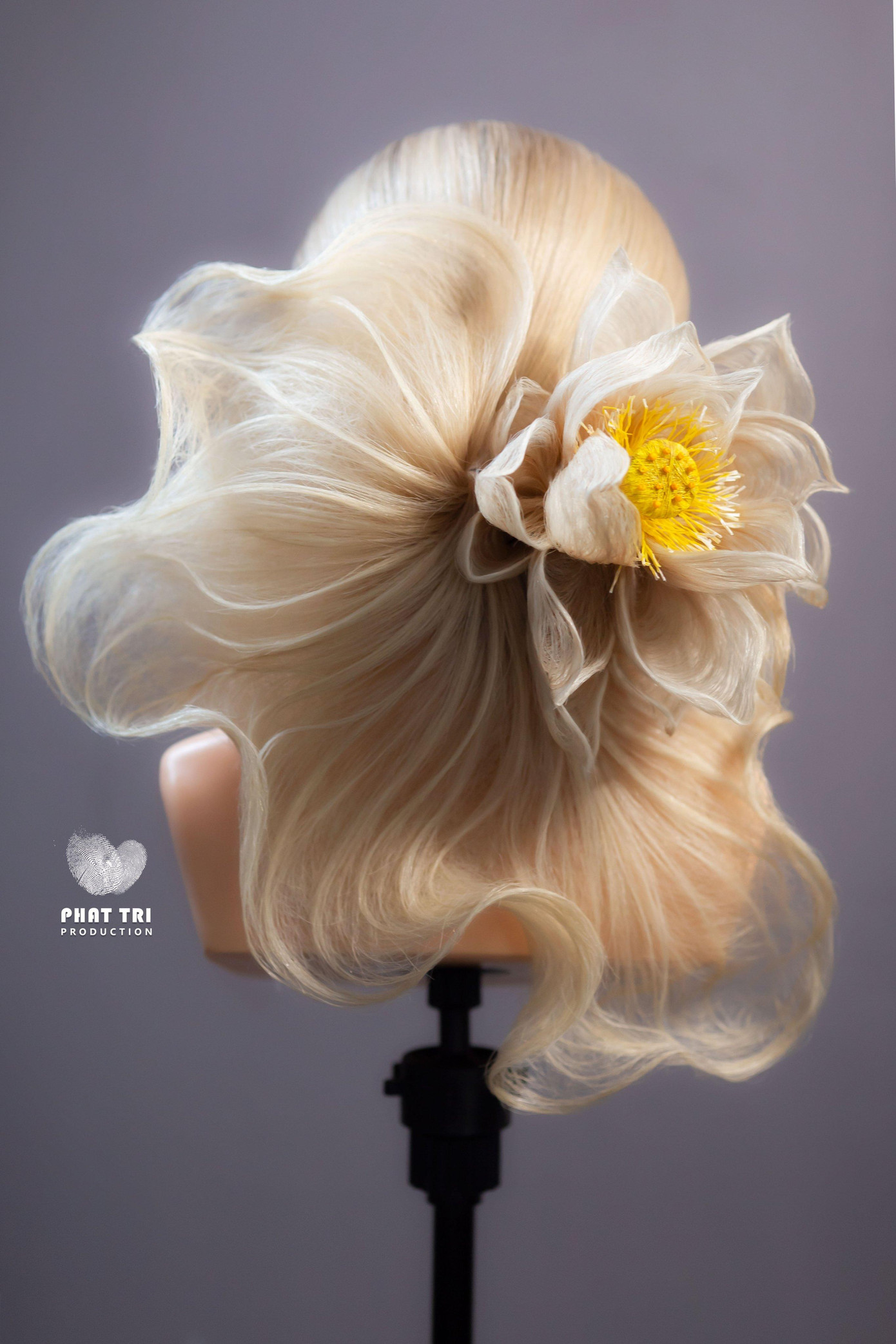 Những kiểu tóc độc đáo do Trí sáng tạo ra. Những kiểu tóc độc đáo do Trí sáng tạo ra.