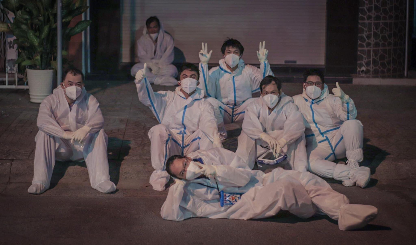 Không quản nắng mưa, Bảo Chung cùng các đồng đội miệt mài rong ruổi làm công việc thiện nguyện "0 đồng".