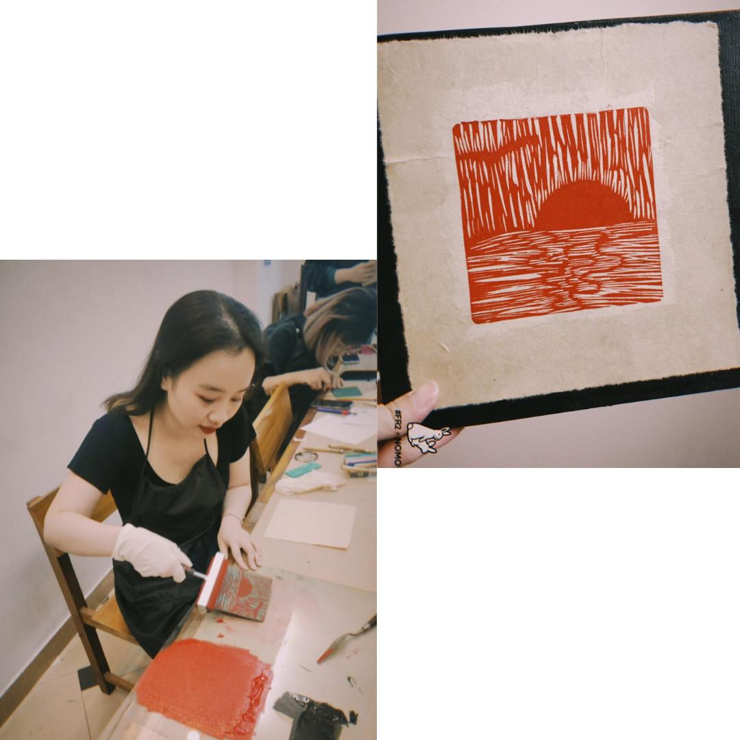 Linh Chi thích thú với workshop nghệ thuật. Linh Chi thích thú với workshop nghệ thuật.