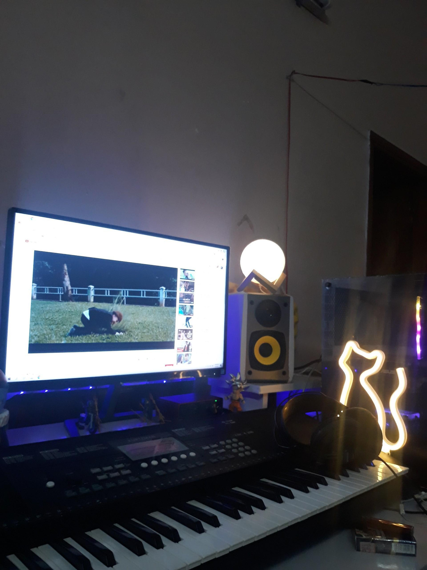 Những thiết bị chuyên môn được Huy đầu tư mua sắm để làm nghề. (Ảnh: NVCC) Những thiết bị chuyên môn được Huy đầu tư mua sắm để làm nghề. (Ảnh: NVCC)