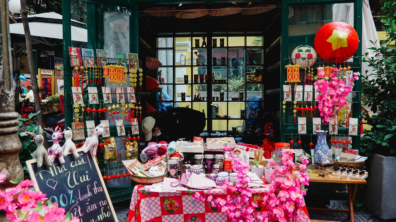 Những sản phẩm handmade do người khuyết tật làm được "Nhà của VUI" bày bán trong một sự kiện. Những sản phẩm handmade do người khuyết tật làm được "Nhà của VUI" bày bán trong một sự kiện.