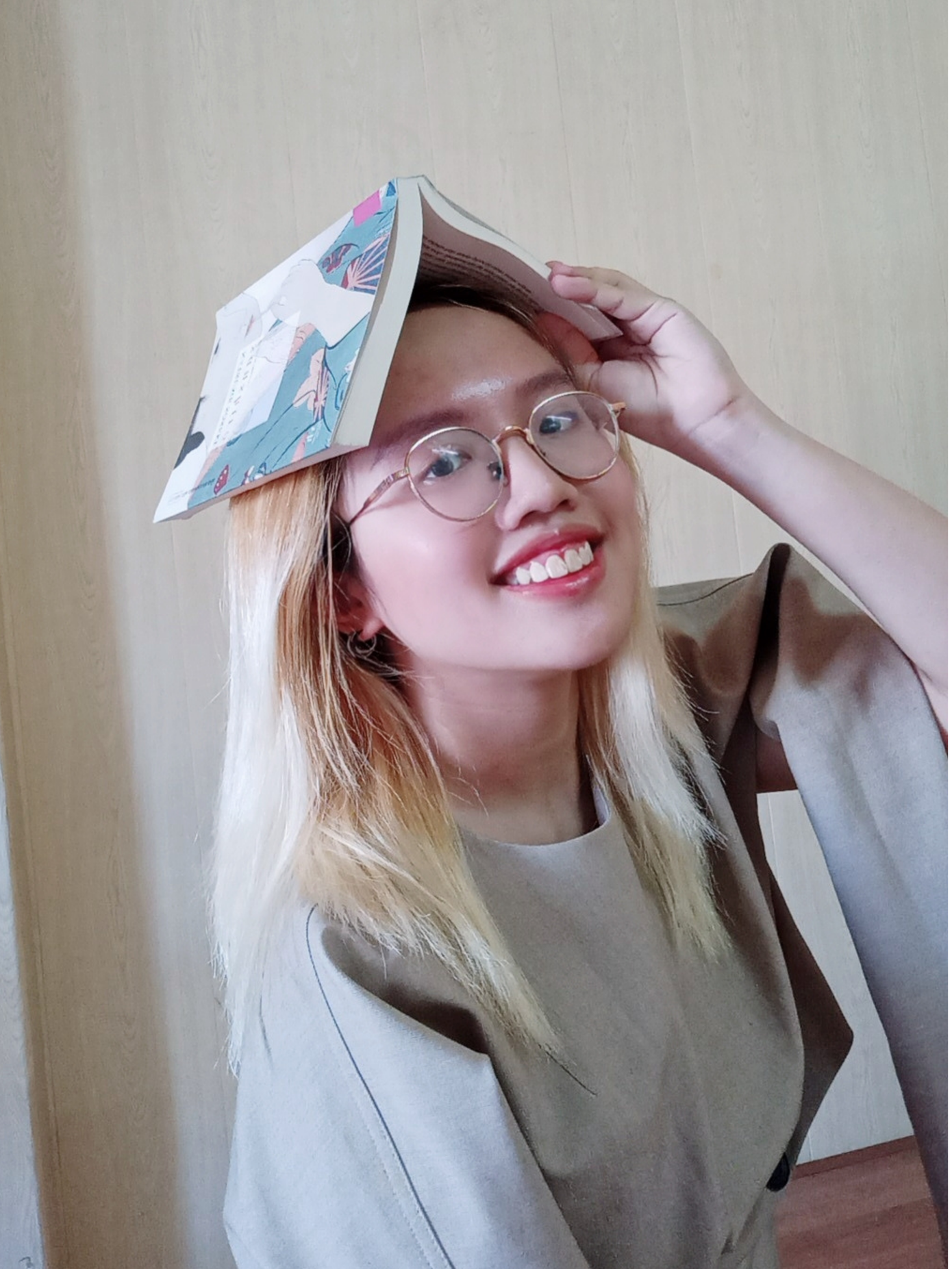 Cam rất vui khi được lắng nghe mọi người tranh luận về sách một cách văn minh.