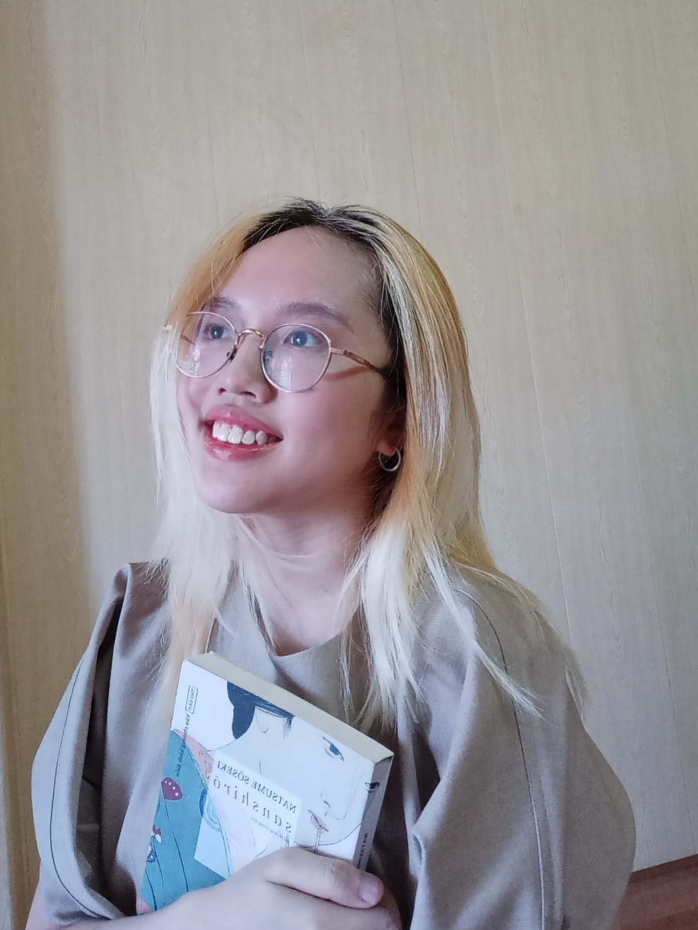 Từ nhỏ Cam đã được mẹ rèn cho thói quen ghi lại những cảm nhận về sách.