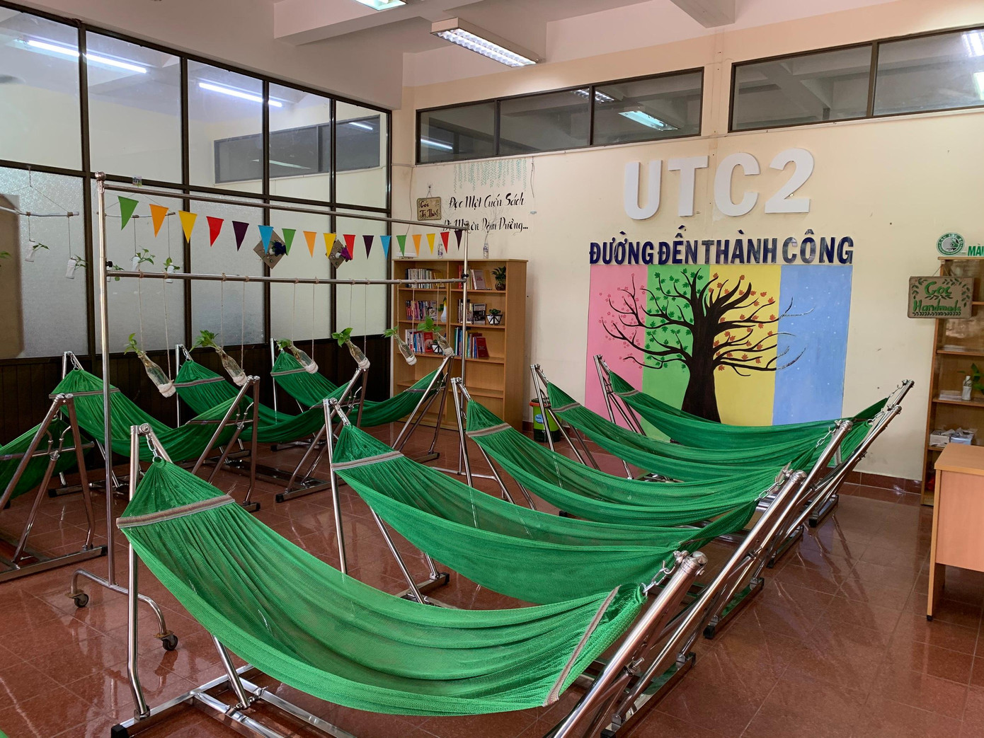 "Không gian nghỉ trưa UTC2" tại trường ĐH Giao thông Vận tải - Phân hiệu tại TP. HCM.