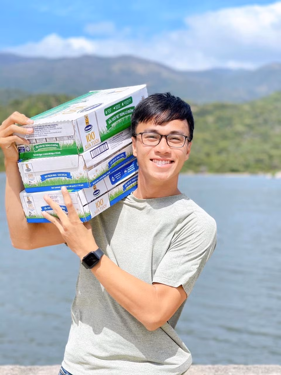 Những chuyến đi thiện nguyện do Quang Long tổ chức ngày một nhiều hơn. (Ảnh: NVCC)