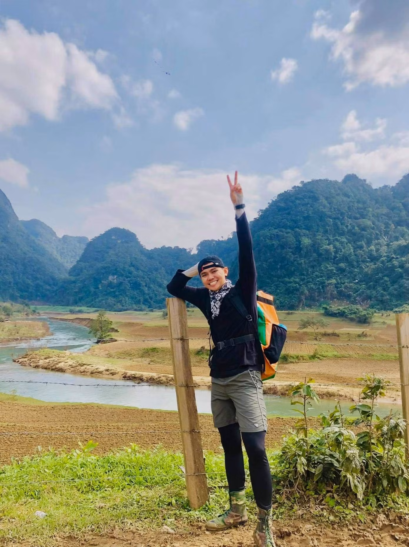 Những chuyến đi của Hòa là cảm hứng để anh thực hiện các video vui nhộn, hài hước. (Ảnh: NVCC)