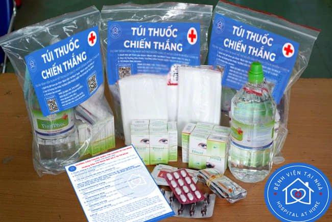 Người dân gặp hoàn cảnh khó khăn, thiếu thốn thực phẩm cũng có thể liên hệ đến Tổng đài 1900.1277 để được kết nối nhận thực phẩm cứu trợ. Người dân gặp hoàn cảnh khó khăn, thiếu thốn thực phẩm cũng có thể liên hệ đến Tổng đài 1900.1277 để được kết nối nhận thực phẩm cứu trợ.