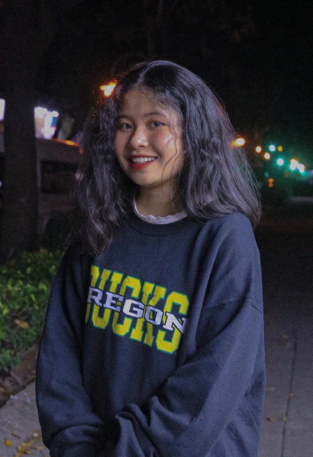 K Joon Na gây ấn tượng bởi vẻ ngoài nhỏ nhắn và mái tóc xù đặc trưng.