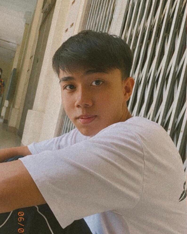 Tấn Phát cảm thấy háo hức khi nghe tin thành phố sắp trở lại “bình thường mới”.