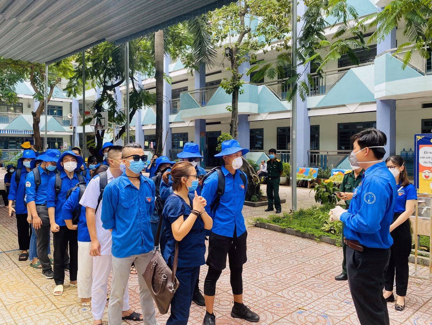Thành Đoàn Thủ Dầu Một (tỉnh Bình Dương) đón tiếp đoàn.
