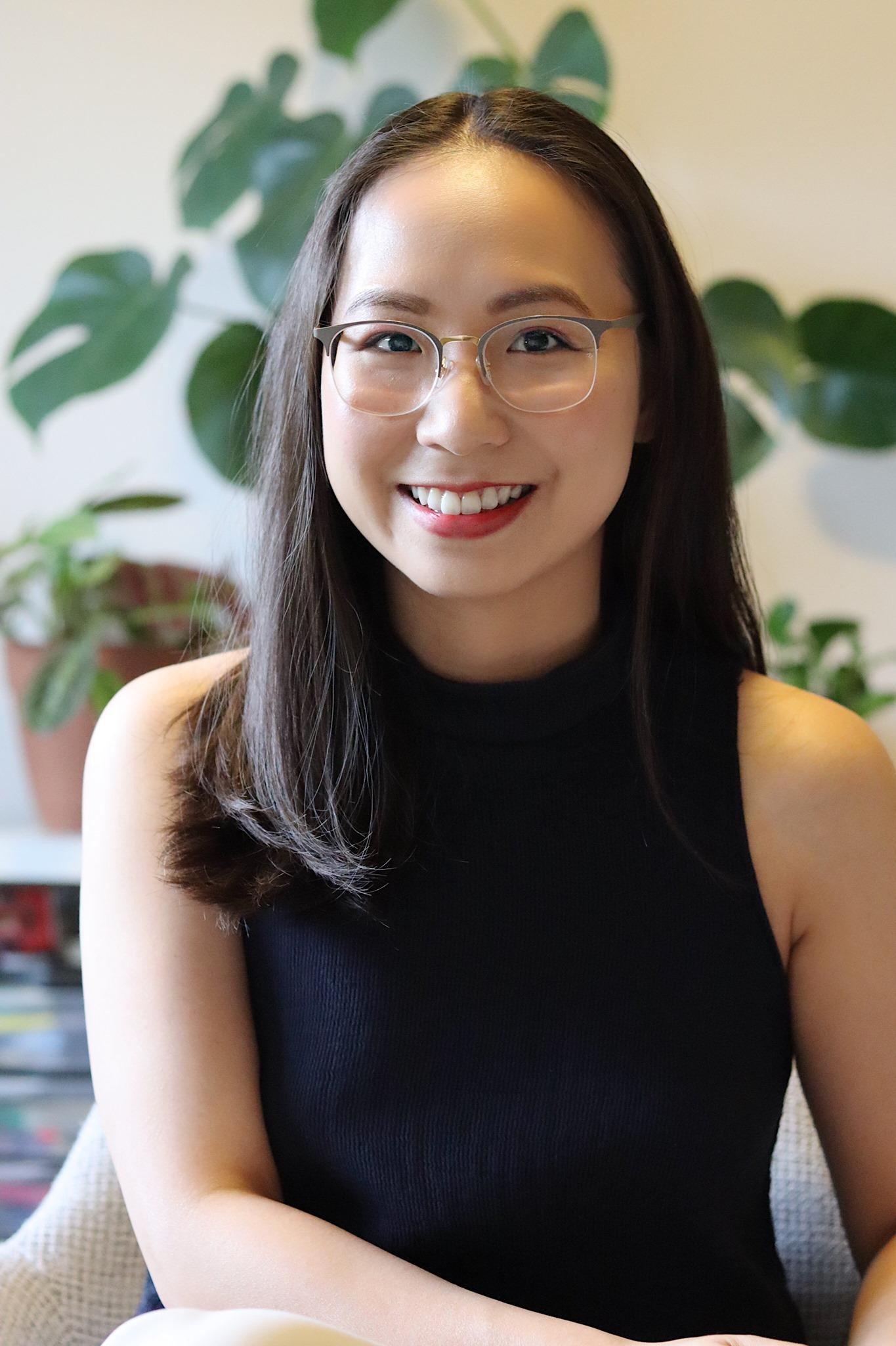 Chi Nguyễn vẫn tiếp tục theo đuổi lâu dài với dự án kênh podcast The Present Writer. Chi Nguyễn vẫn tiếp tục theo đuổi lâu dài với dự án kênh podcast The Present Writer.