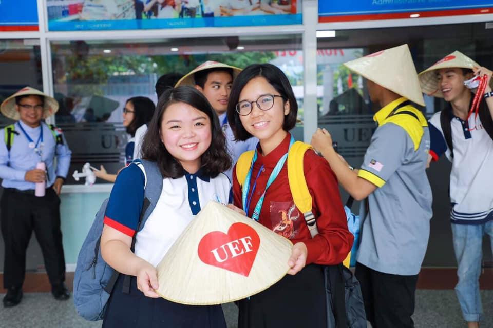 Minh Thư đã có những khó khăn khi lựa chọn được ngành phù hợp với mình. Minh Thư đã có những khó khăn khi lựa chọn được ngành phù hợp với mình.