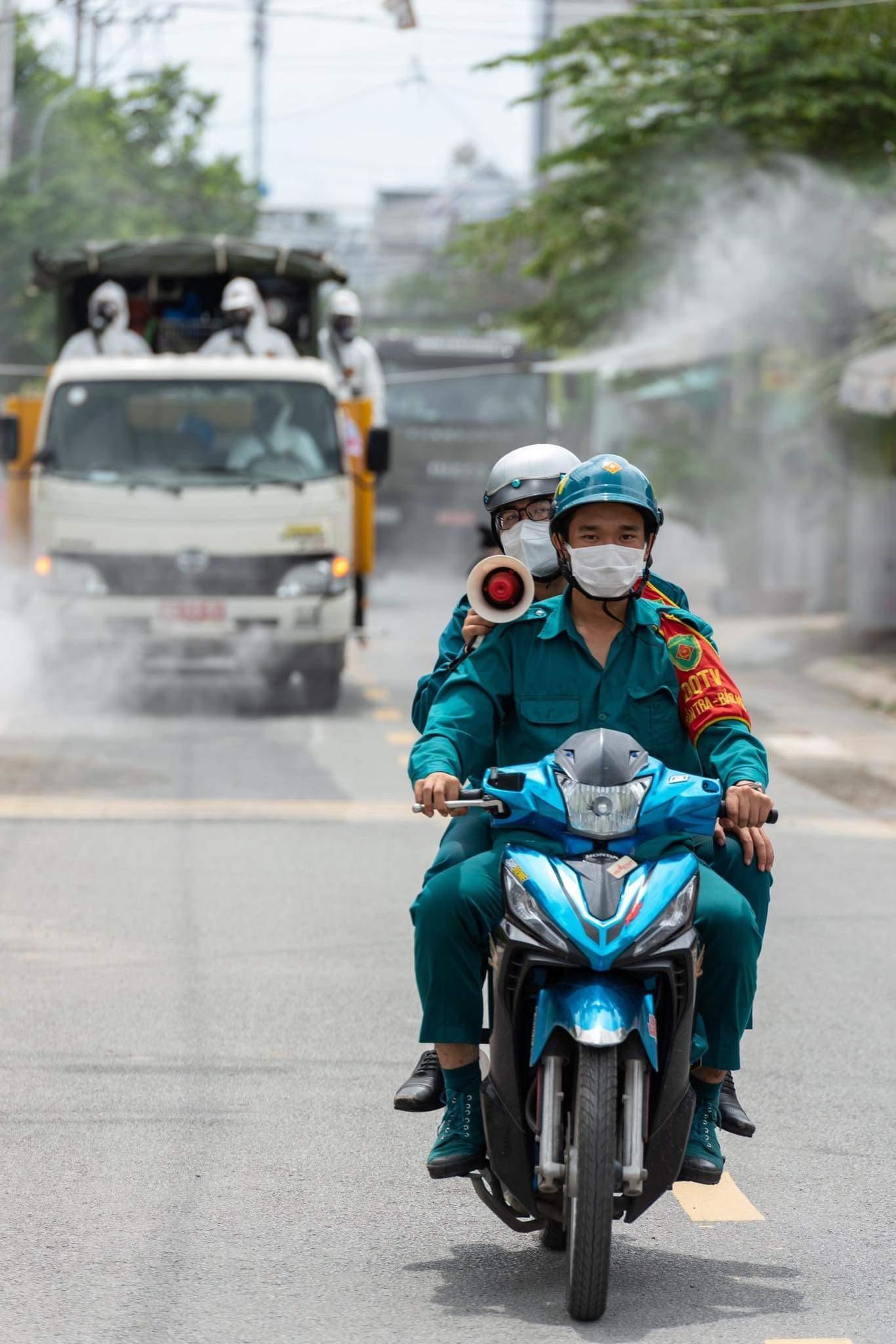 Minh Thiện hỗ trợ công tác phòng, chống dịch cùng lực lượng tuyến đầu. Minh Thiện hỗ trợ công tác phòng, chống dịch cùng lực lượng tuyến đầu.