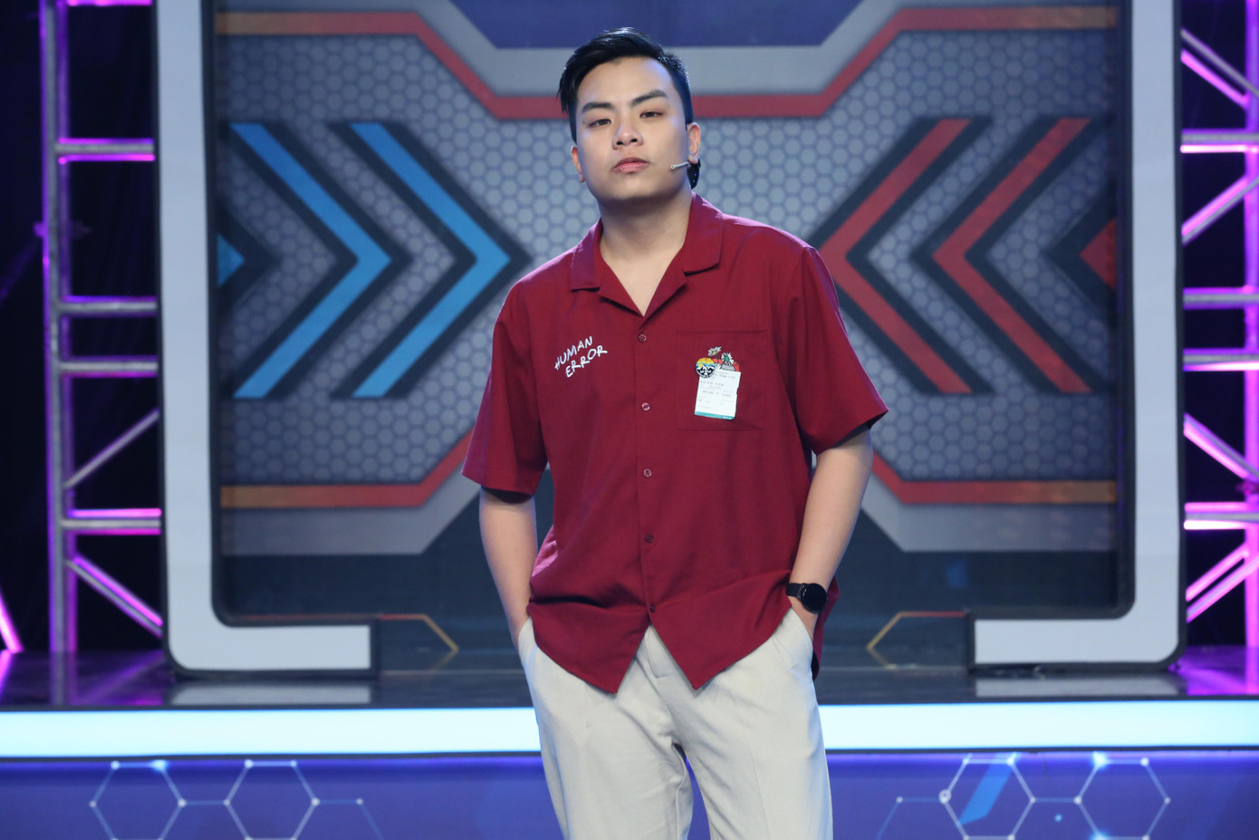 Hứa Kim Tuyền nổi bật trong nhiều vai trò.