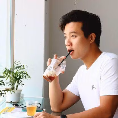 Sovy đang chia sẻ câu chuyện của mình với hy vọng sẽ giúp ích cho nhiều bạn trẻ trong hoàn cảnh tương tự mình.