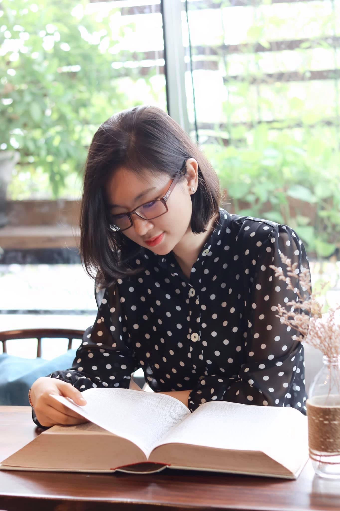 Thảo mong muốn có thể trở thành một nghệ sĩ làm bánh đích thực để mang đến những sản phẩm chứa cả cái tài và cái tâm. Thảo mong muốn có thể trở thành một nghệ sĩ làm bánh đích thực để mang đến những sản phẩm chứa cả cái tài và cái tâm.