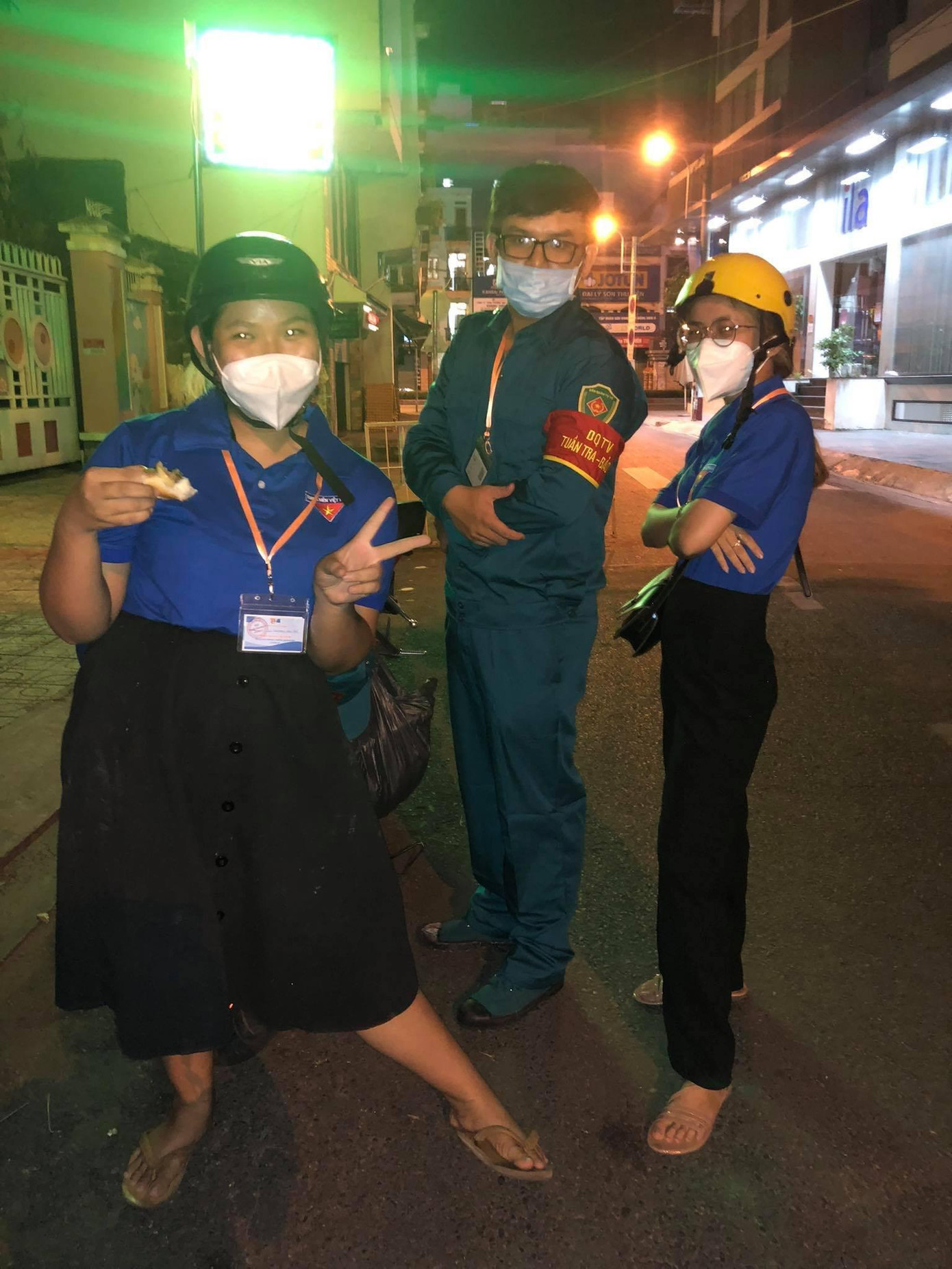 Đạt nhiều lần đăng ký tham gia tình nguyện viên chống dịch.