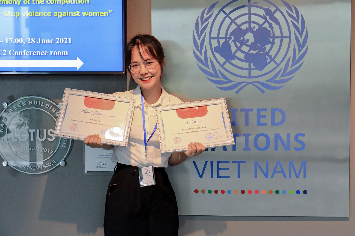 Sản phẩm truyền thông của Thanh Xuân và các đồng đội (nhóm F5) đạt giải thưởng cuộc thi “Nam giới hành động - Chấm dứt bạo lực đối với phụ nữ” do CSAGA tổ chức.