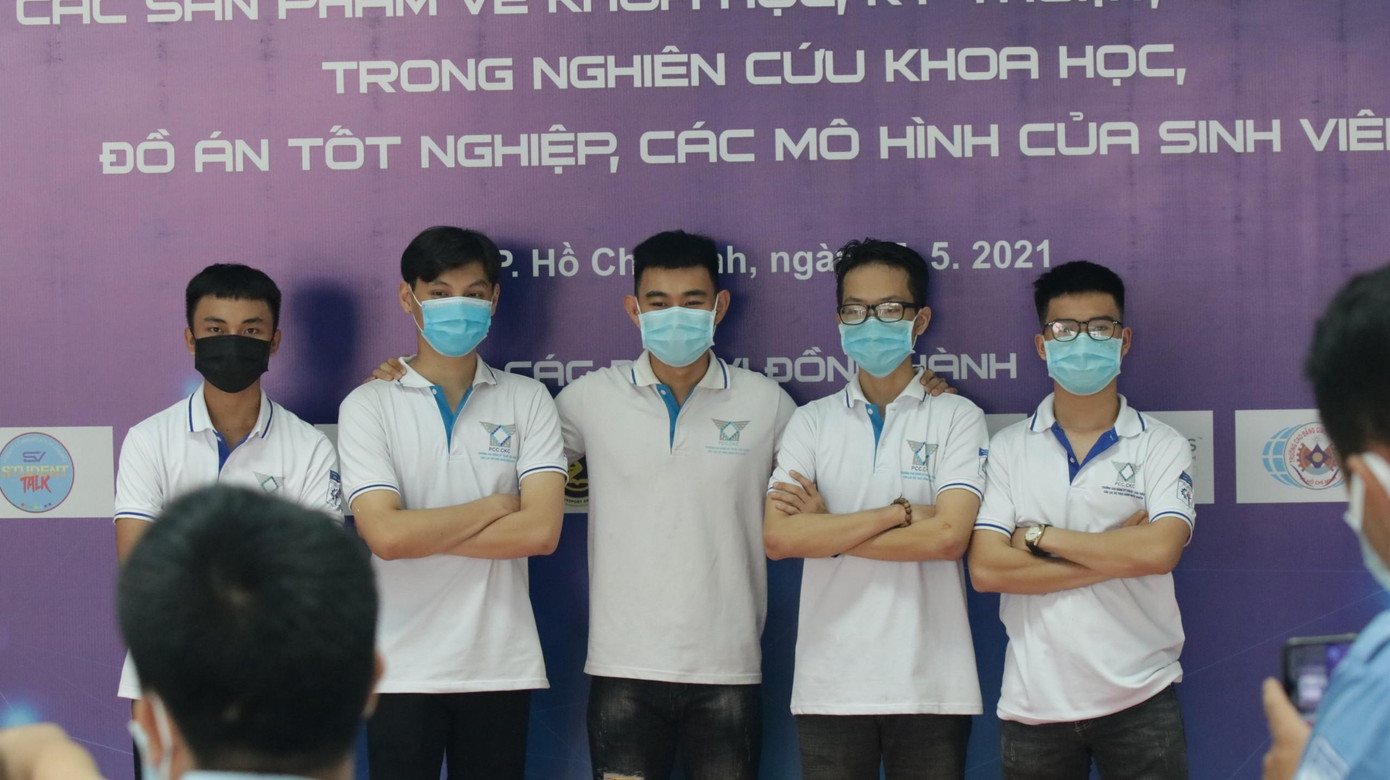 Ngày hội triển lãm các đồ án tốt nghiệp tiêu biểu công nghệ của sinh viên.