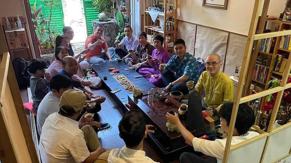 Nhiều buổi workshop về các chủ đề được chia sẻ tại Thiền trà Zen Tea. Nhiều buổi workshop về các chủ đề được chia sẻ tại Thiền trà Zen Tea.