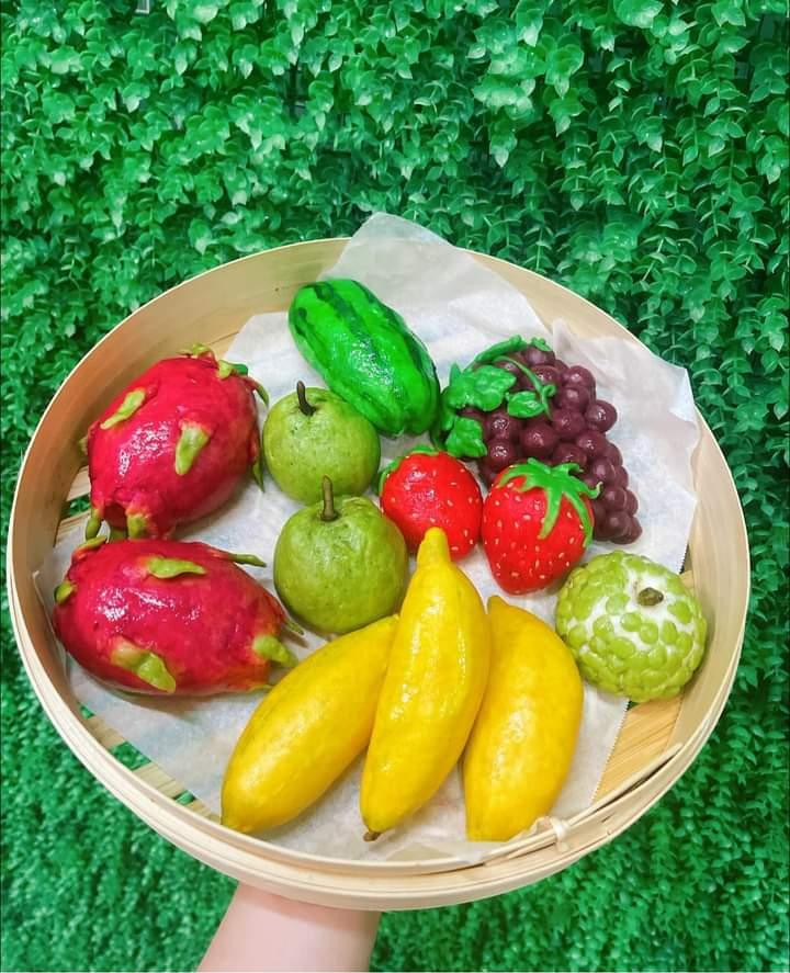 Vân sử dụng màu tự nhiên để tạo ra những chiếc bánh bao sáng tạo.