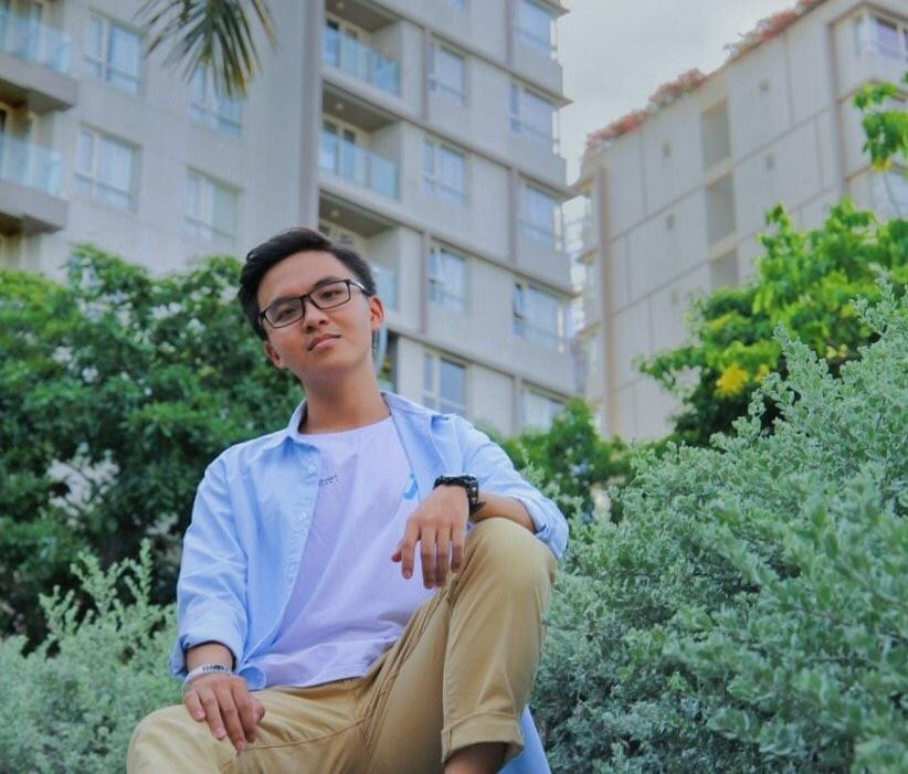 Minh luôn nỗ lực với con đường tự học bên cạnh kiến thức có được trên giảng đường.