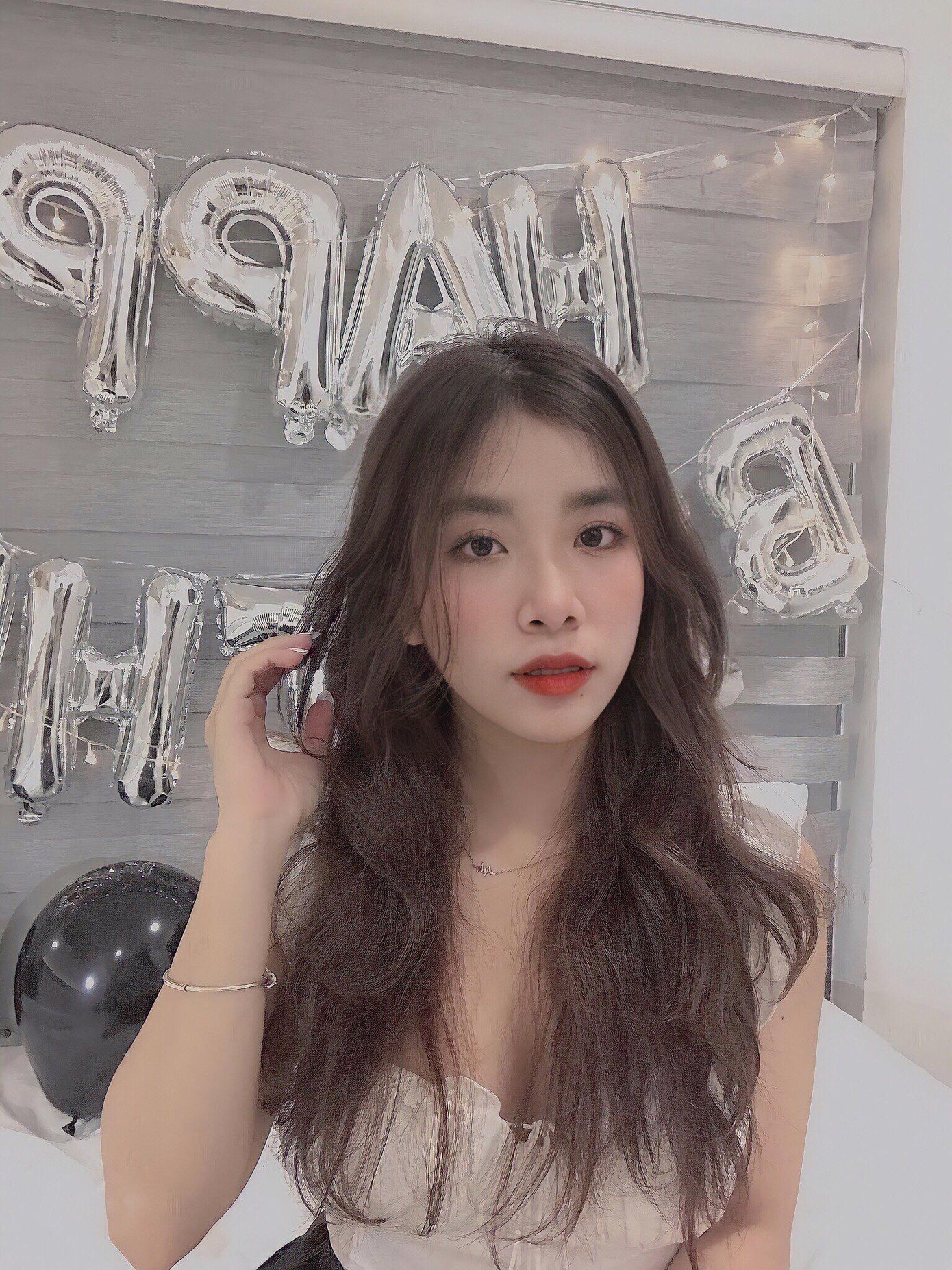 Nguyễn Quỳnh Chi đã nảy ra ý tưởng làm bánh mì nguyên cám trong thời gian giãn cách xã hội.