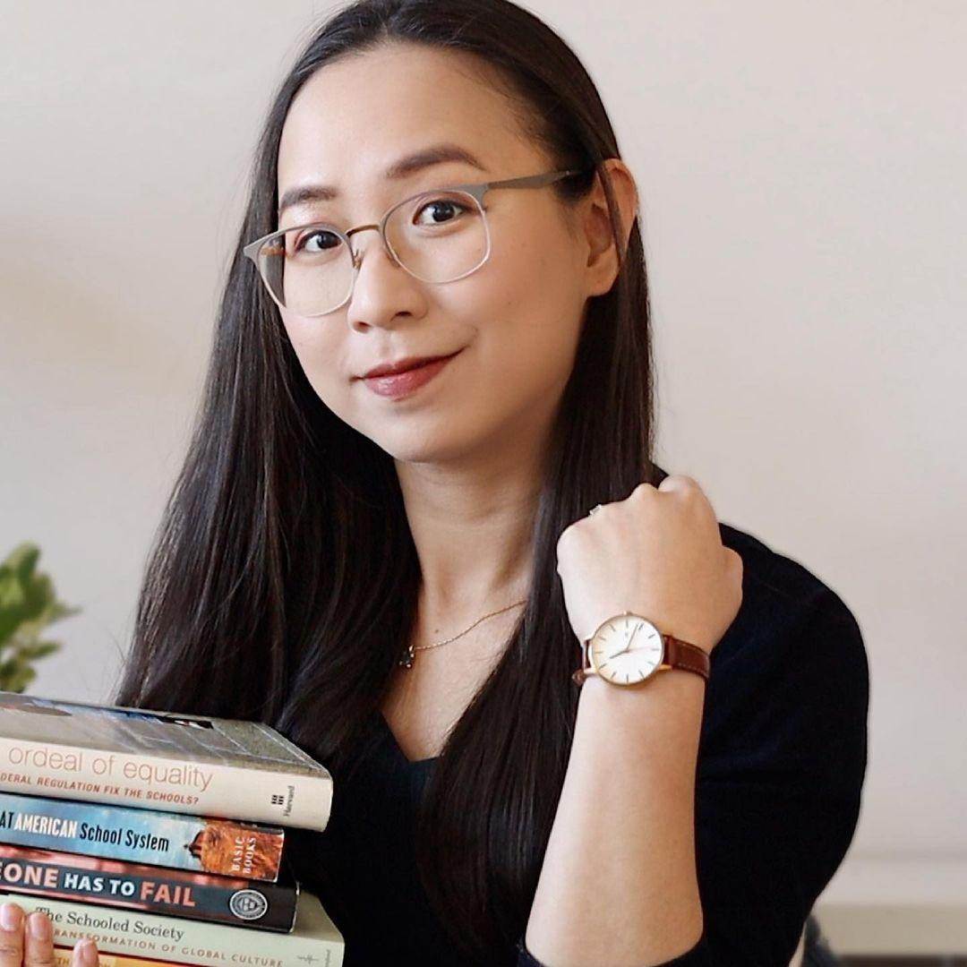 Nguyễn Phương Chi, người sáng lập "The Present Writer". Nguyễn Phương Chi, người sáng lập "The Present Writer".