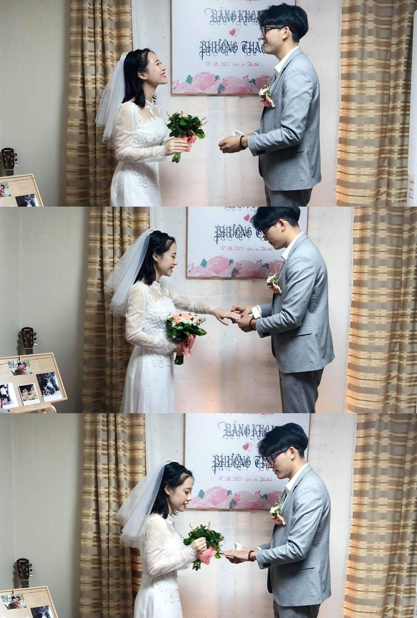 Đám cưới diễn ra trong không khí ấm áp, vui vẻ. Đám cưới diễn ra trong không khí ấm áp, vui vẻ.