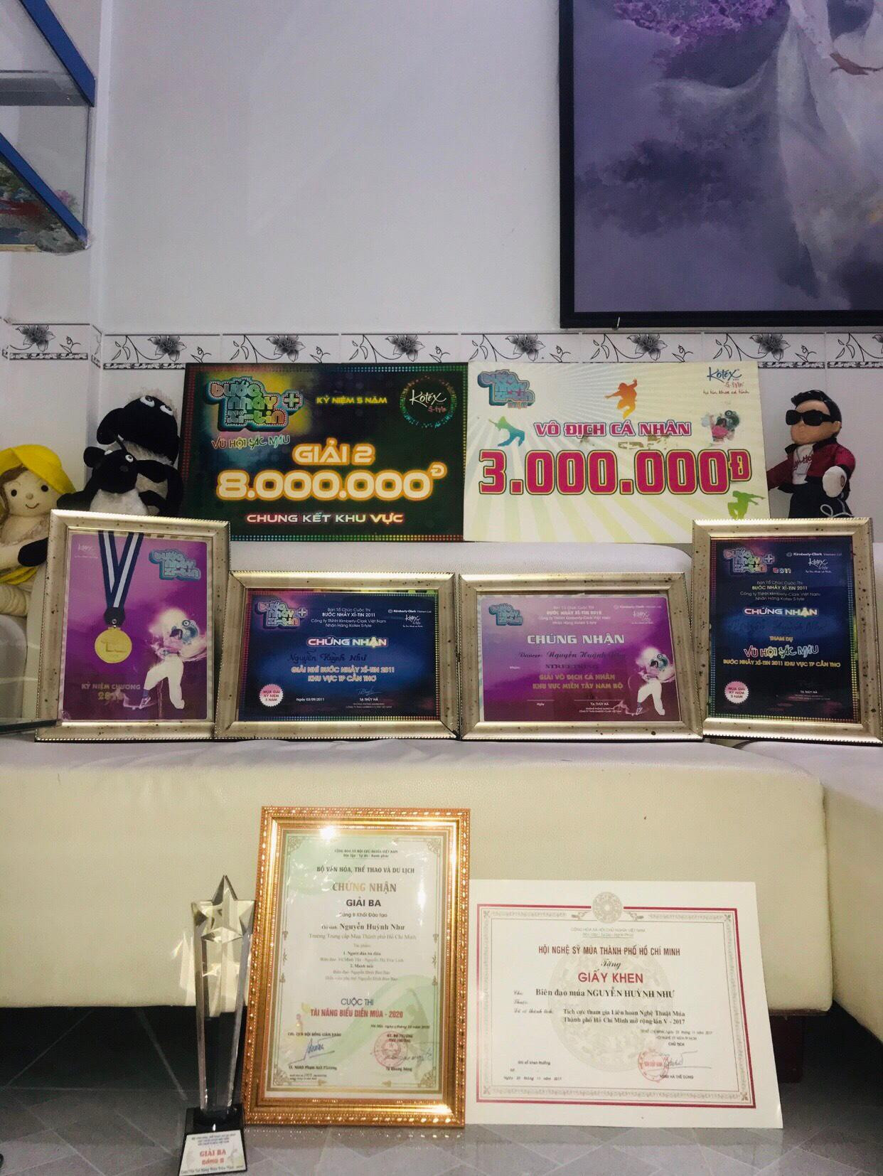 Trong hành trình theo đuổi đam mê múa, Huỳnh Như đoạt nhiều giải thưởng.