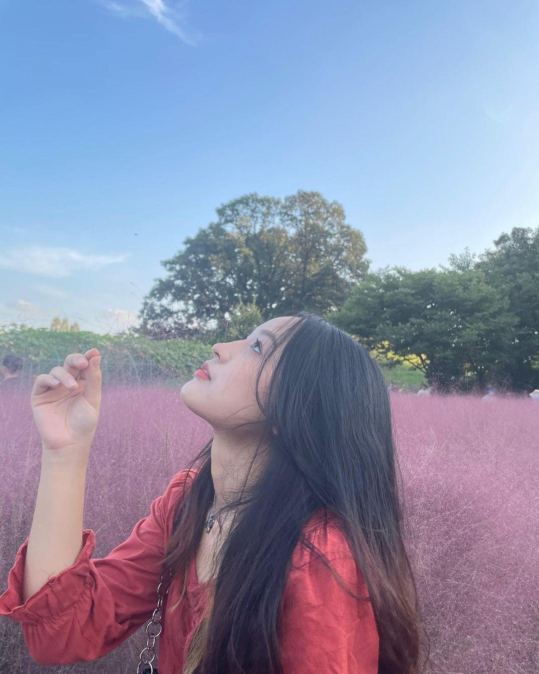 Dù Minh Thuỷ gặp nhiều khó khăn trong việc xin học bổng nhưng đây cũng là kỉ niệm đáng nhớ và đầy bổ ích. Dù Minh Thuỷ gặp nhiều khó khăn trong việc xin học bổng nhưng đây cũng là kỉ niệm đáng nhớ và đầy bổ ích.