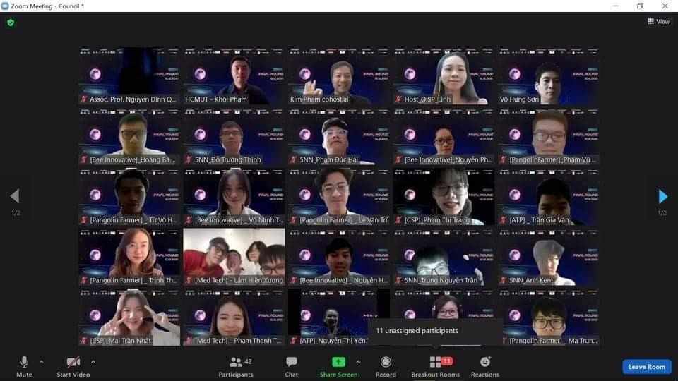 Các đội tham gia tranh tài tại cuộc thi dưới hình thức online.