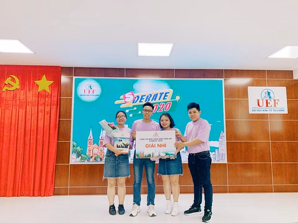 Những giải thưởng đạt được là sự khích lệ to lớn cho Thư trên con đường nghề nghiệp của mình.
