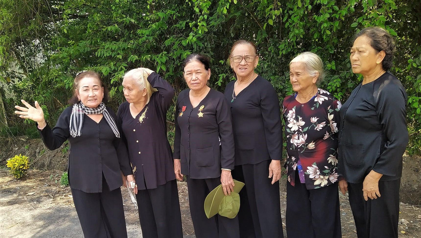 Các nữ du kích Củ Chi kể về ngày tháng chiến đấu khốc liệt nhưng cũng đầy lạc quan. (Ảnh: Trần Nguyễn Anh)