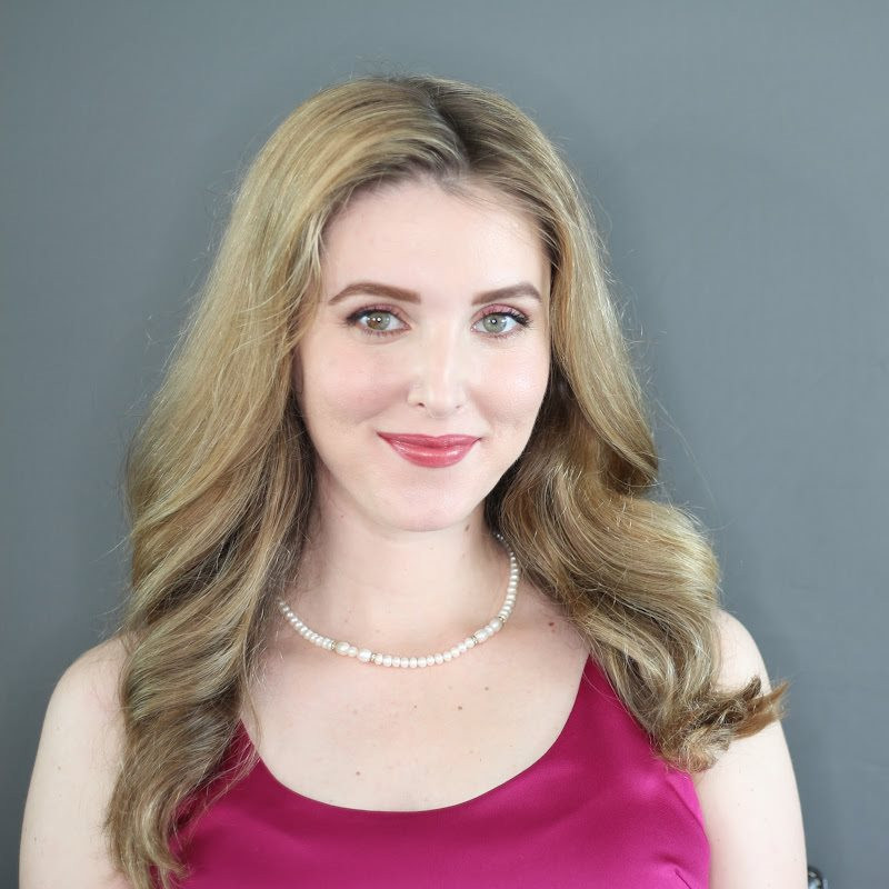 Kelly Anne Smith kiếm được khoảng 3.100 USD mỗi tháng với kênh Youtube có 50.000 lượt theo dõi. Ảnh: SpeakRJ