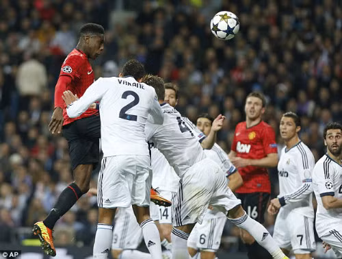 Trước đó Welbeck mở tỉ số cho M.U