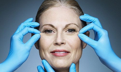 Cẩn trọng với ổ viêm nhiễm từ các spa và tiệm nail kém uy tín ảnh 1