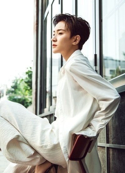 ‘Bạn gái Vương Lịch Xuyên’ đẹp rạng rỡ dưới nắng thu ảnh 6