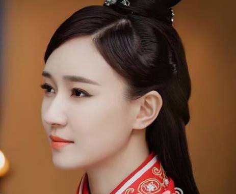 Gặp gỡ người yêu xinh đẹp chung tình của ‘Vương Lịch Xuyên’ ảnh 7