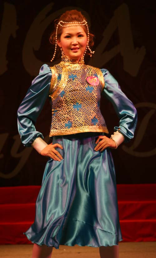 Được đến với đất nước Mông Cổ qua điệu múa, tiếng nhạc trong tiết mục tài năng của Ganbaatar Bolor Tsetseg 