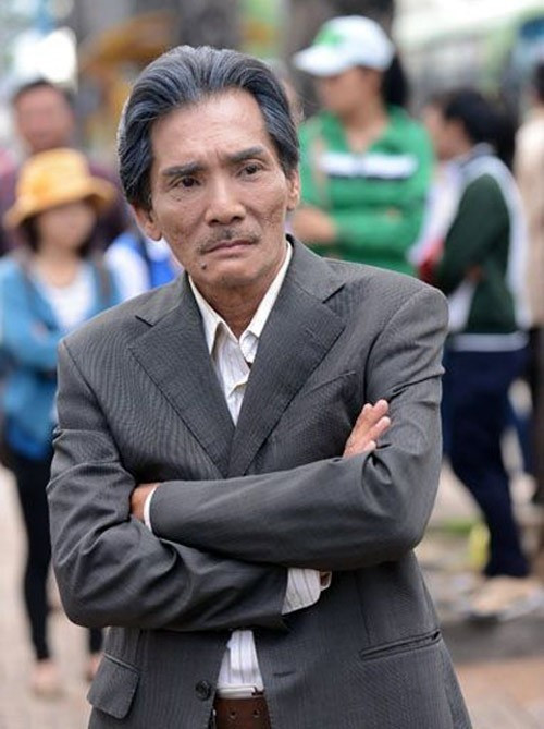 Những mỹ nam của 'Ván bài lật ngửa' khắc khổ nuôi con thơ lúc đã về già ảnh 4