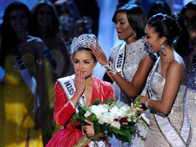 Năm ngoái, Leila Lopes từng gây bất ngờ khi đăng quang vương miện Hoa hậu, vượt qua rất nhiều nhan sắc nổi trội khác